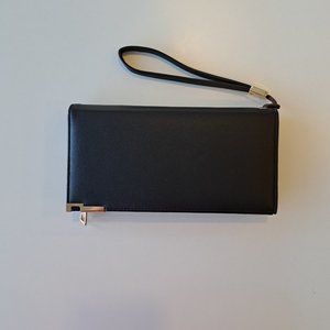Black purse/wallet